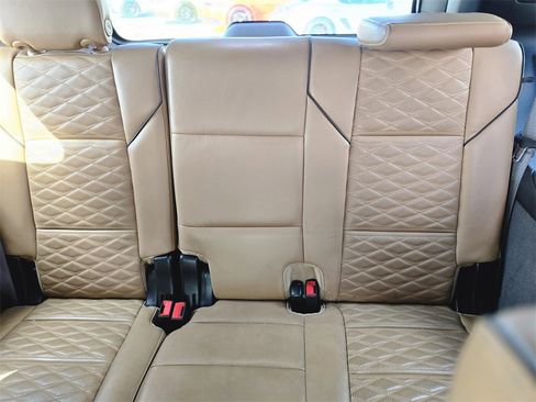 Used 2023 Cadillac Escalade Sport w/ Touring Package image 15