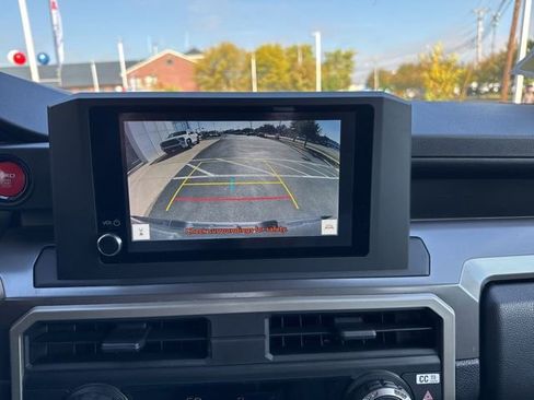 Used 2024 Toyota Tacoma TRD Off-Road image 13