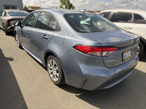 Used 2020 Toyota Corolla LE FWD image 9