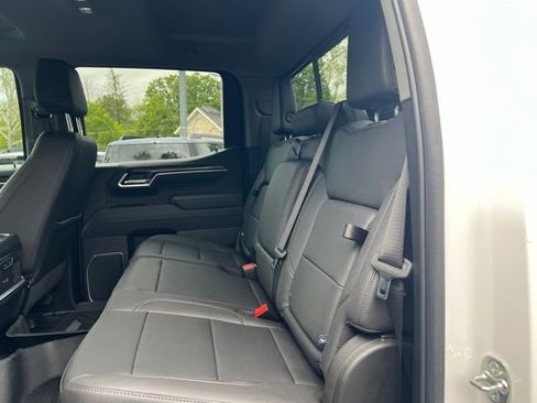 Used 2025 Chevrolet Silverado 1500 LTZ w/ Technology Package AWD/4WD image 13