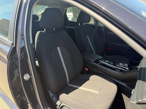 Used 2023 Hyundai Sonata SEL FWD image 32