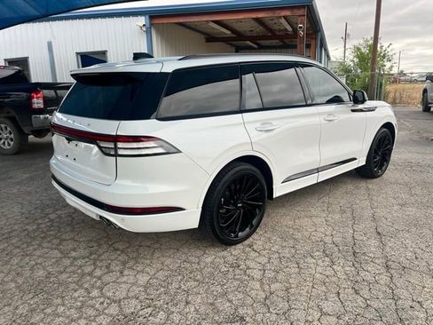 Used 2025 Lincoln Aviator Reserve w/ Equipment Group 201A AWD/4WD image 4