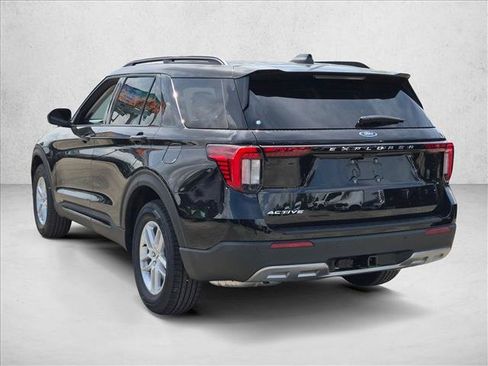 New 2026 Ford Explorer Active w/ Active Comfort Package RWD image 8