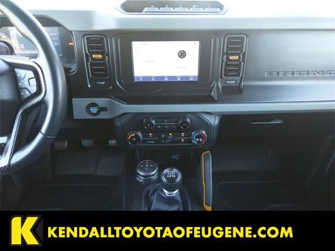 Used 2021 Ford Bronco Badlands image 11