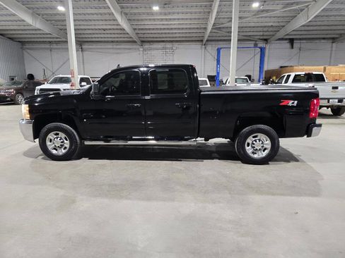 Used 2008 Chevrolet Silverado 2500 LTZ w/ Suspension Package, Off-Road AWD/4WD image 6