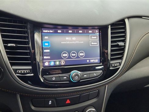 Used 2022 Chevrolet Trax LT w/ Driver Confidence Package AWD/4WD image 30