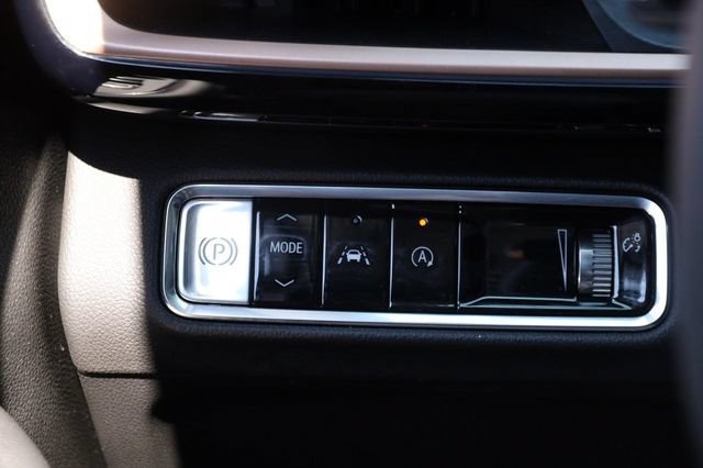Used 2025 Buick Envision Sport Touring AWD/4WD image 23