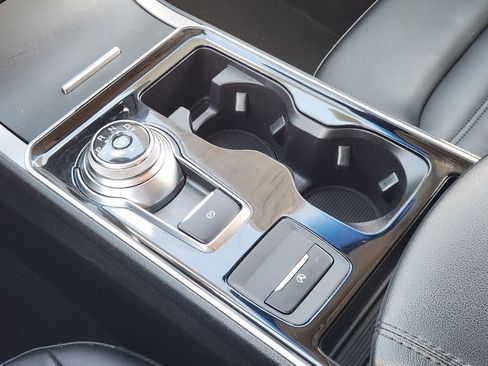 Certified 2020 Ford Edge SEL w/ Convenience Package image 19