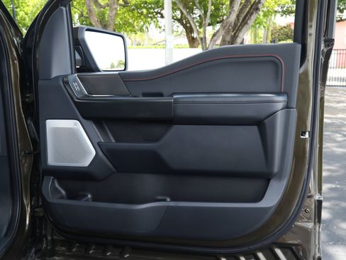 Used 2025 Ford F150 Raptor AWD/4WD image 30