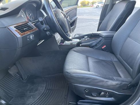 Used 2010 BMW 528i Sedan image 25