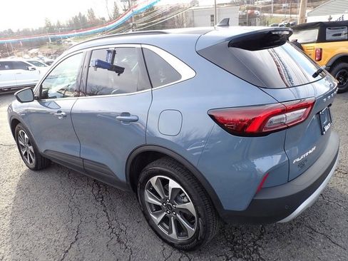 Certified 2023 Ford Escape Platinum image 5