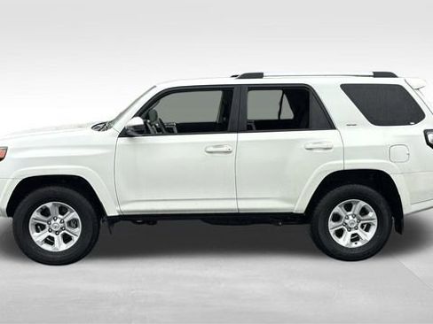 Used 2024 Toyota 4Runner SR5 image 4