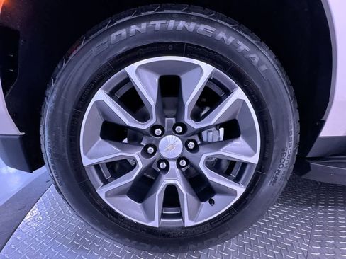 Used 2021 Chevrolet Tahoe LT w/ LT Signature Package AWD/4WD image 10