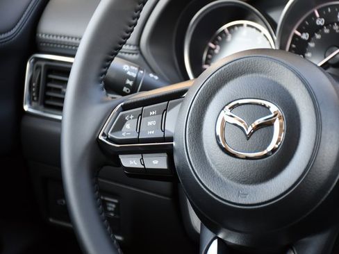 New 2025 MAZDA CX-5 AWD 2.5 S w/ Preferred Package image 22