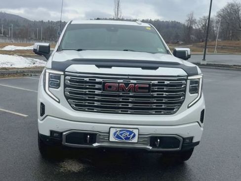 Used 2023 GMC Sierra 1500 Denali image 3