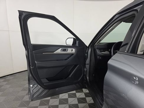 Used 2026 Ford Explorer Active AWD/4WD image 20