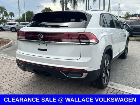 Certified 2026 Volkswagen Atlas Cross Sport SE FWD image 6