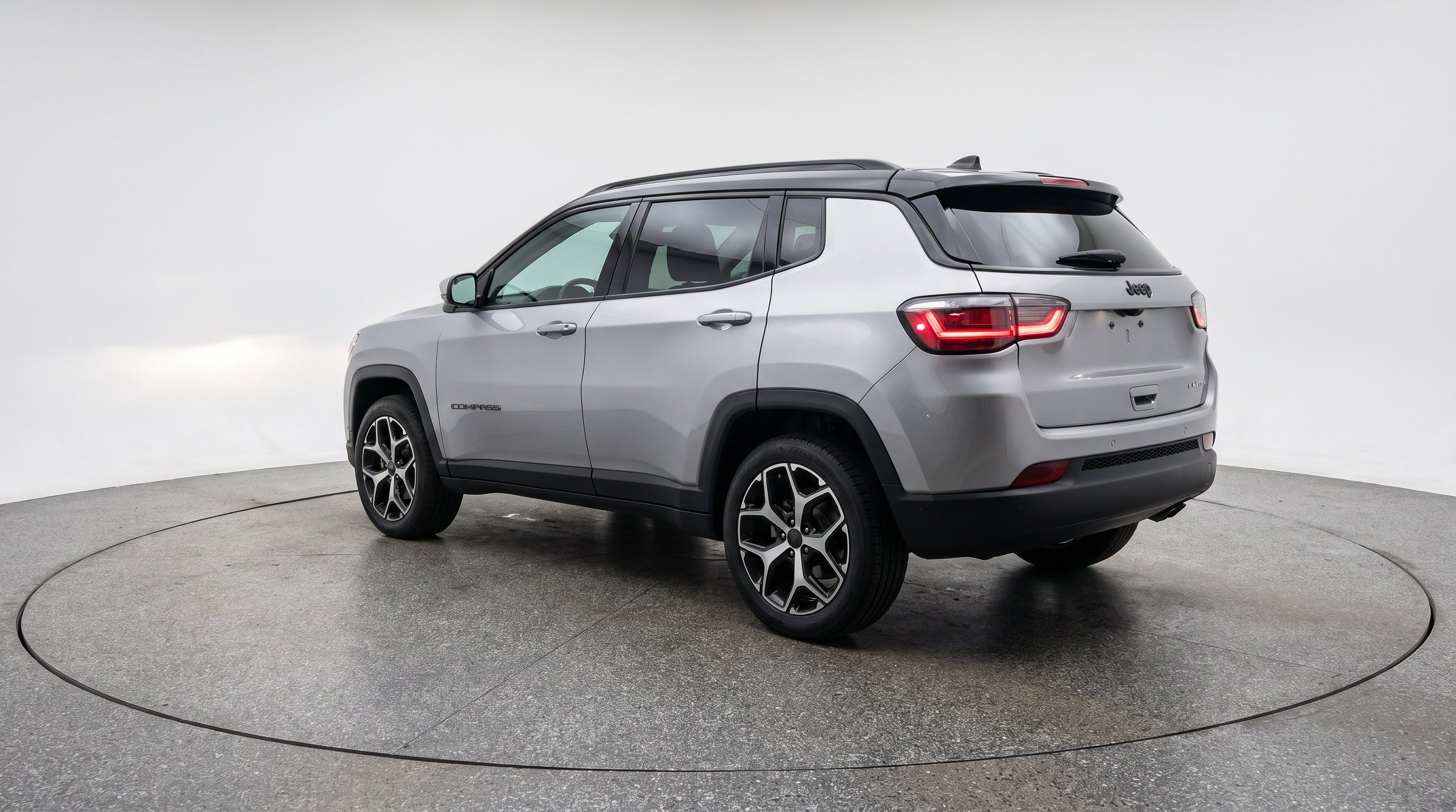 Used 2025 Jeep Compass Limited AWD/4WD image 6
