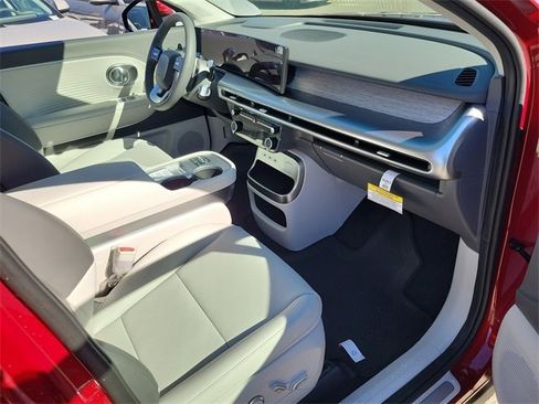 New 2026 Hyundai Ioniq 9 SEL image 16