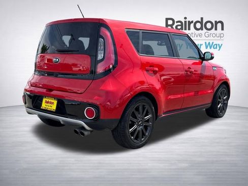 Used 2018 Kia Soul ! w/ Tech Package FWD image 7