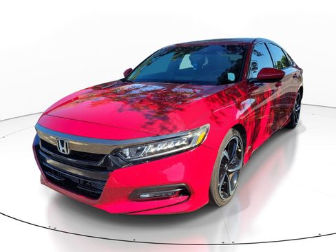 Used 2018 Honda Accord Sport image 3
