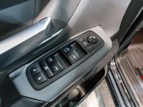 Used 2019 RAM 1500 Big Horn image 14