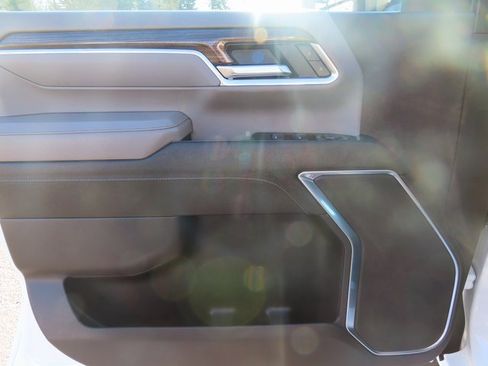 Certified 2024 Chevrolet Silverado 2500 LT image 13