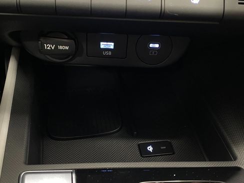 New 2026 Hyundai Elantra Limited FWD image 26