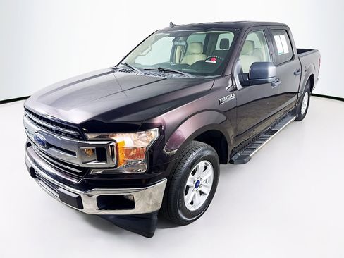 Used 2019 Ford F150 XLT image 4