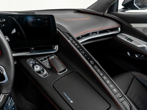 Used 2024 Chevrolet Corvette Z06 w/ Battery Protection Package image 32