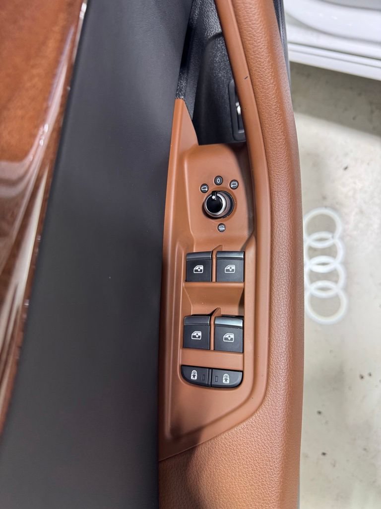 Used 2023 Audi A4 2.0T Premium w/ Convenience Package AWD/4WD image 12