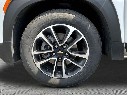Used 2025 Chevrolet TrailBlazer LT FWD image 31