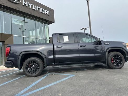 Used 2022 GMC Sierra 1500 Elevation w/ Elevation Premium Package image 39