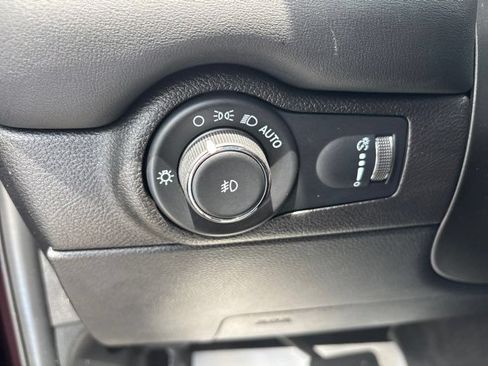 Used 2023 Dodge Durango GT RWD image 59