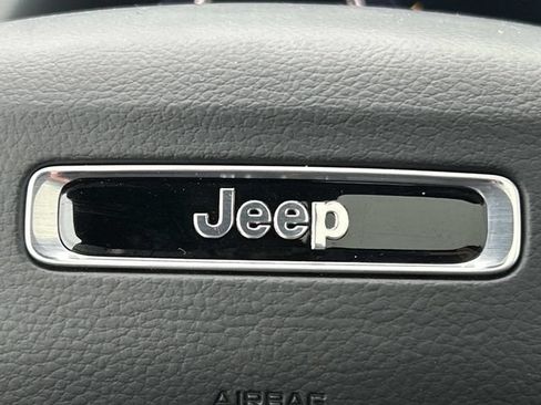 New 2026 Jeep Grand Cherokee Altitude AWD/4WD image 11