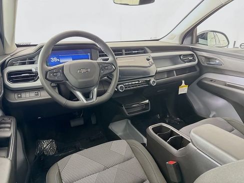 New 2027 Chevrolet Bolt LT w/ Comfort Package FWD image 24