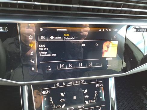 Used 2023 Audi Q8 Premium w/ Convenience Package image 17