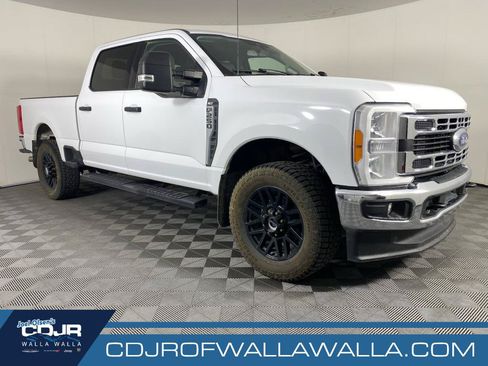 Used 2023 Ford F250 XLT AWD/4WD image 1