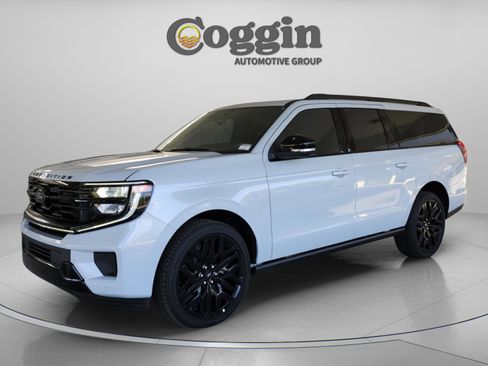 New 2026 Ford Expedition Max Platinum w/ Stealth Performance Package AWD/4WD image 1
