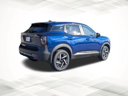 New 2026 Nissan Kicks SV w/ SV Premium Package image 4