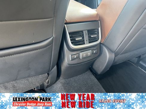 Used 2021 Subaru Outback Touring XT image 12