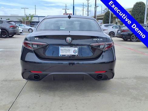 New 2025 Alfa Romeo Giulia Intensa w/ Driving Assist Package image 8