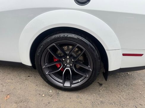 Used 2020 Dodge Challenger R/T Scat Pack RWD image 19