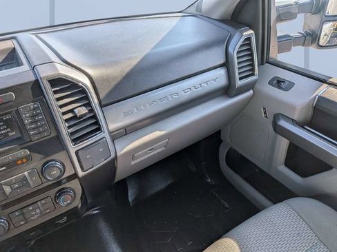 Used 2019 Ford F250 XLT AWD/4WD image 16
