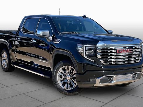 Used 2023 GMC Sierra 1500 Denali AWD/4WD image 4