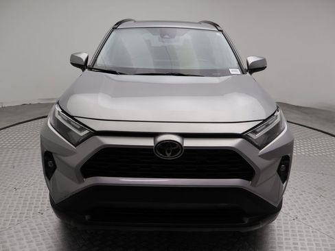 Certified 2022 Toyota RAV4 XLE Premium FWD image 5