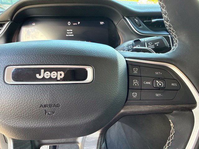 Used 2023 Jeep Grand Cherokee L Limited AWD/4WD image 38