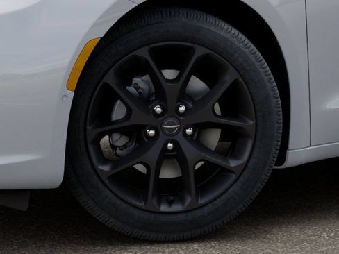 New 2026 Chrysler Pacifica Select w/ S Appearance Package AWD/4WD image 8