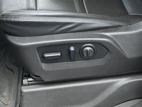 Used 2023 GMC Sierra 3500 Denali w/ Denali Ultimate Package image 14