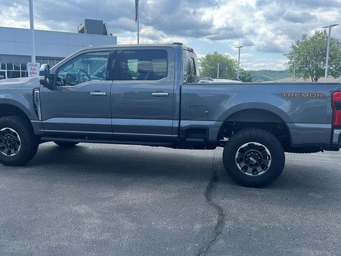 Used 2024 Ford F250 Lariat w/ Tremor Off-Road Package AWD/4WD image 12
